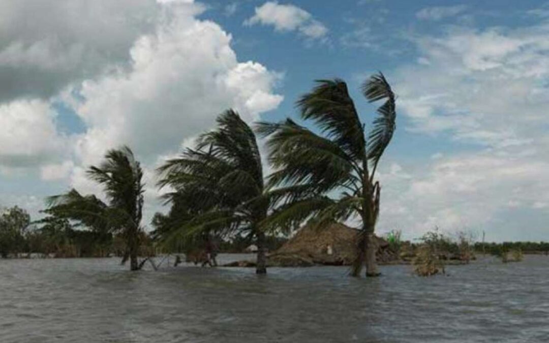 Ecuador entra en aguaje con un nivel del mar hasta 40 centímetros más alto