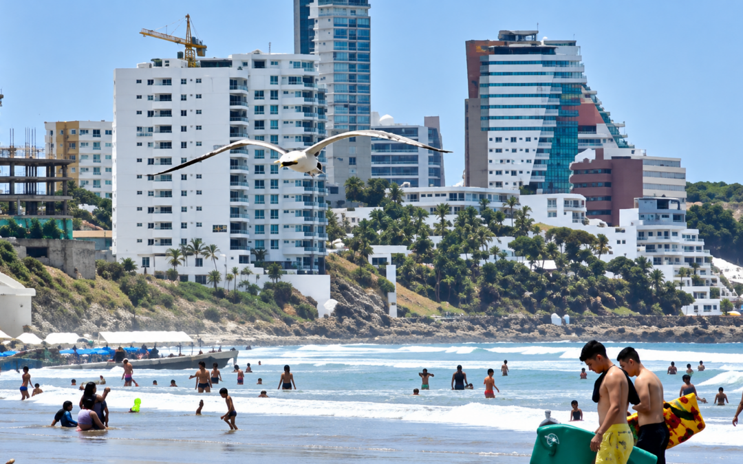 El Niño cambia el clima de las playas de Ecuador y favorece al turismo